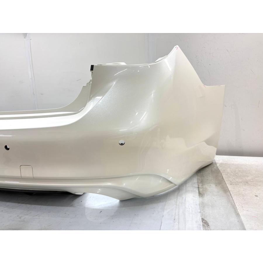 ニッサン スカイライン V37 純正 リアバンパー 85022 6HH-0 パール（V8