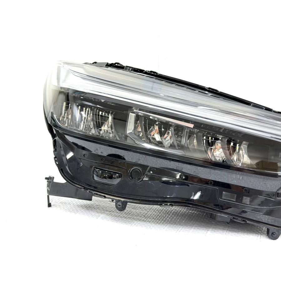 ☆レンズキレイ☆ ホンダ ヴェゼル RV3/4/5/6 前期 純正 右 LED ヘッド