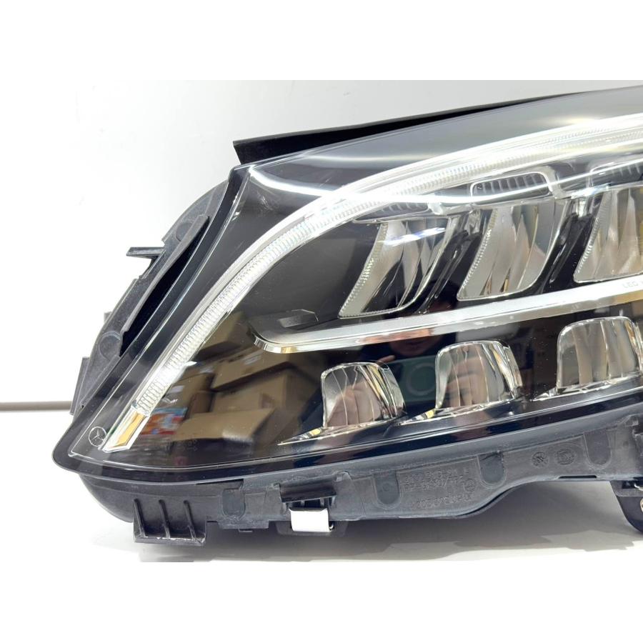 ☆美品☆ メルセデスベンツ W205 Cクラス 純正 左 LED ヘッドライト
