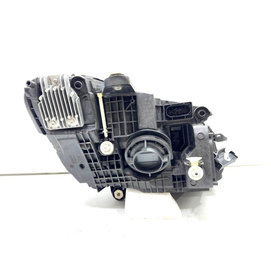 ☆美品☆ メルセデスベンツ W205 Cクラス 純正 左 LED ヘッドライト