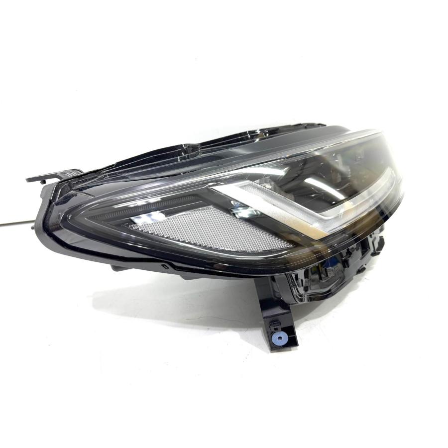 ☆美品☆ ホンダ ZR-V RZ3/4/5/6 純正 右 LED ヘッドライト KOITO100