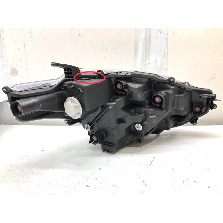 ♪レンズ綺麗♪シエンタ MXPC10G 純正 ヘッドランプ 左 LED KOITO52