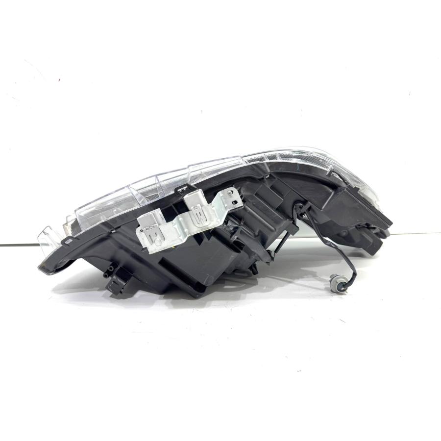 トヨタZRR80 ヴォクシーLED ヘッドライト 左ICHIKOH28-229 送料無料