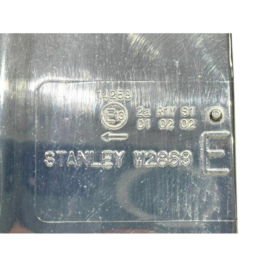 三菱 アウトランダー GG2W GF7W/8W 後期 純正 左 テールライト STANLEY