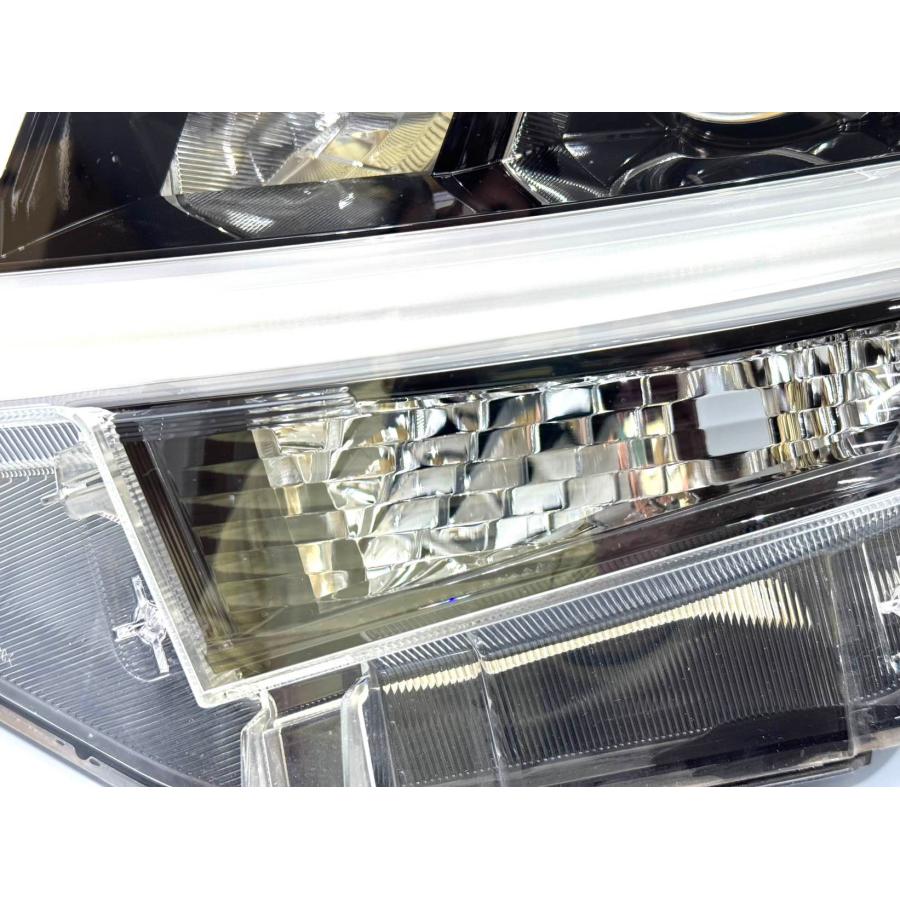 ダイハツ ムーヴカスタム LA150S 前期 純正 左 LED ヘッドライト