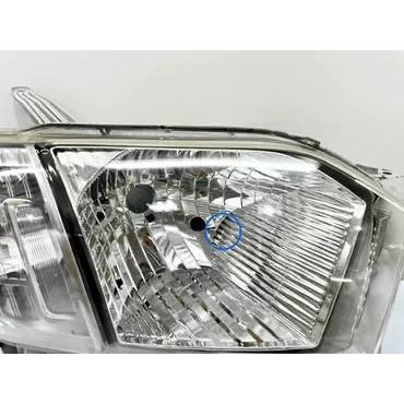 トヨタ プロボックス NCP160V 純正 右 ハロゲンヘッドライト KOITO52