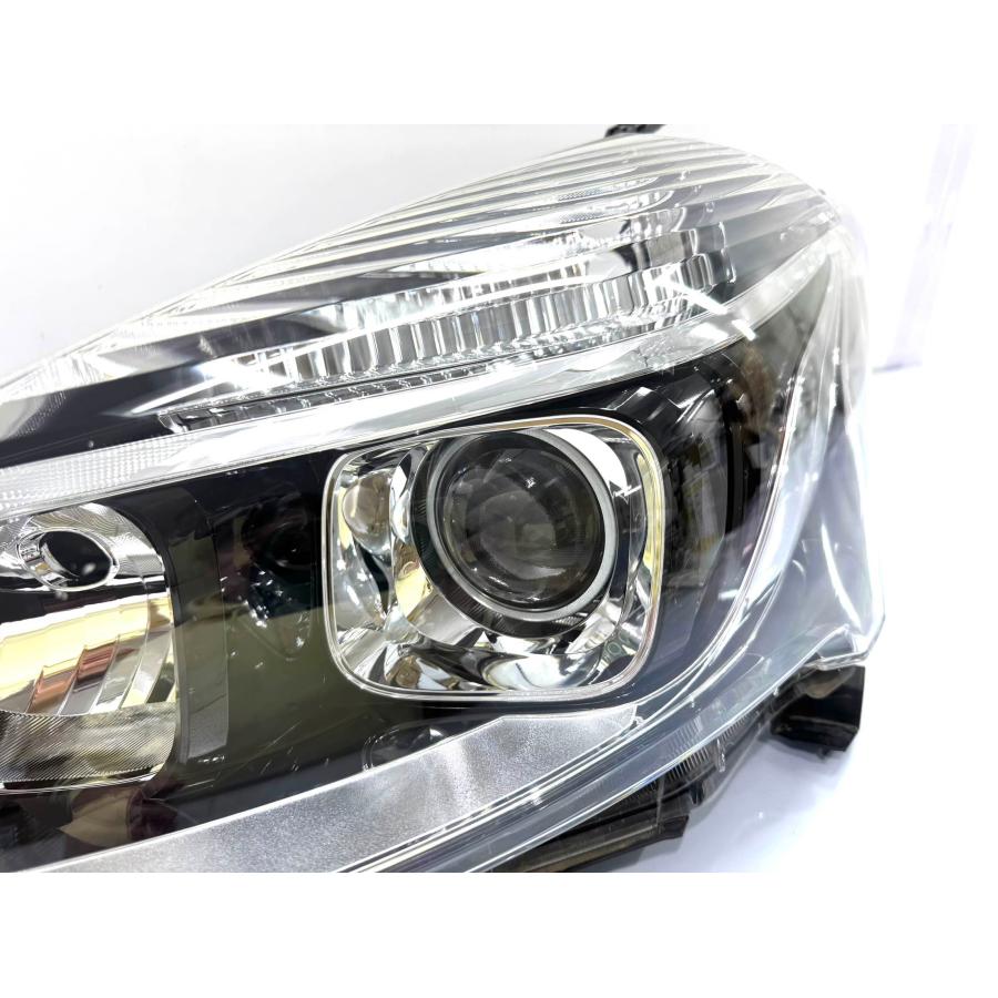 トヨタ シエンタ NSP170G 後期 純正 左 ハロゲンヘッドライト KOITO52