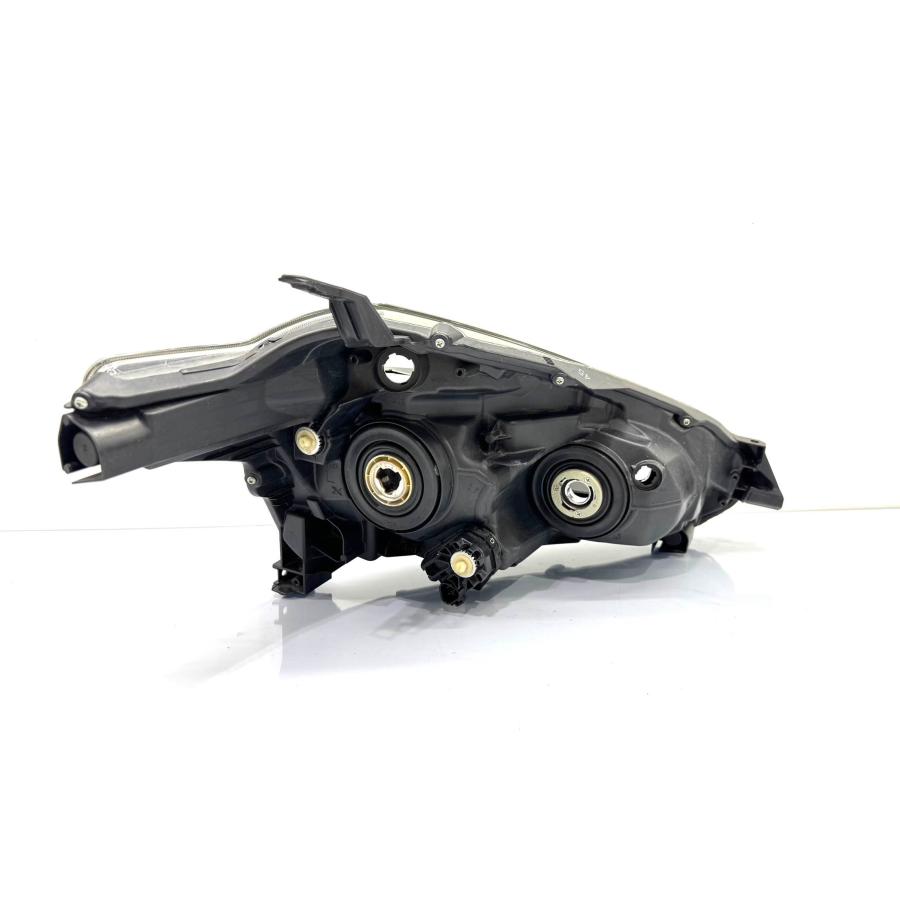 トヨタ シエンタ NSP170G 後期 純正 左 ハロゲンヘッドライト KOITO52