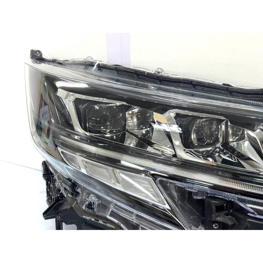 トヨタ ノア MZRA90/95 ZWR90/95 純正 右 LED ヘッドライト ICHIKOH V1