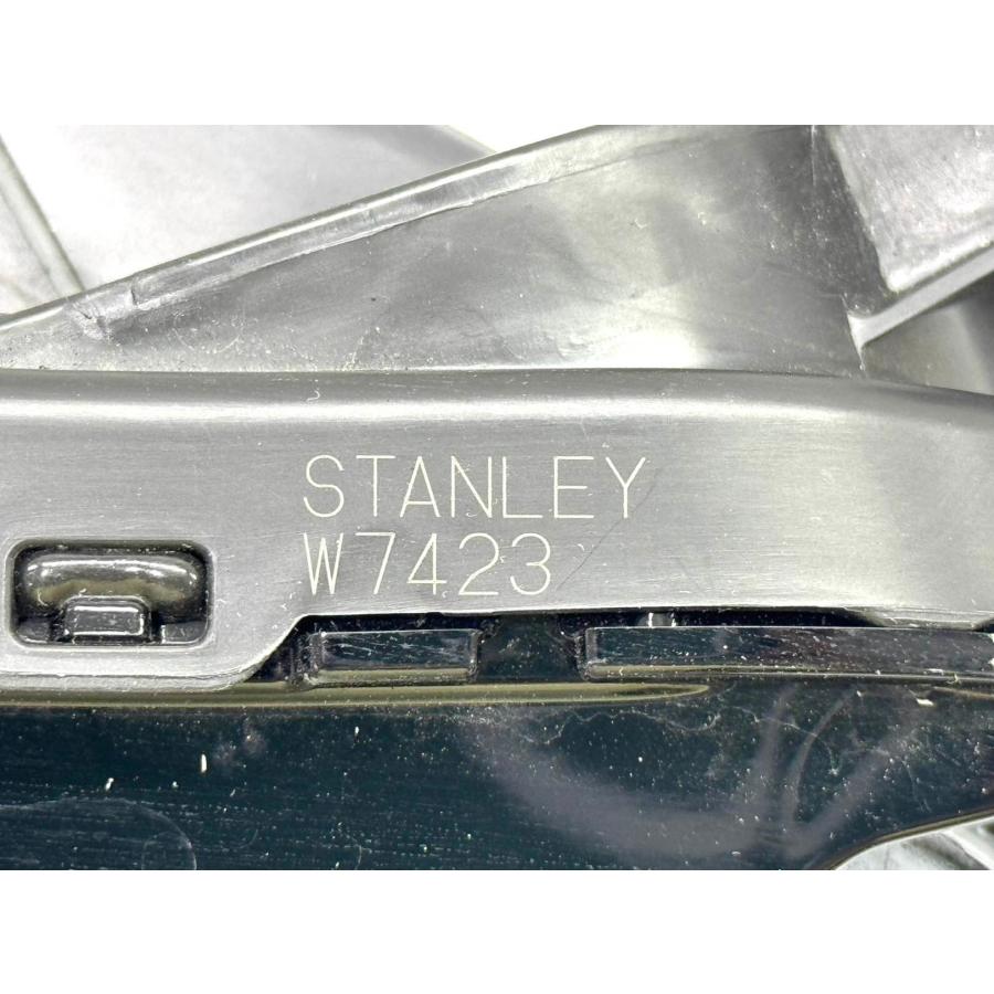 ☆良品☆ ホンダ フリード GT 純正 右 LED ヘッドライト STANLEY W7423