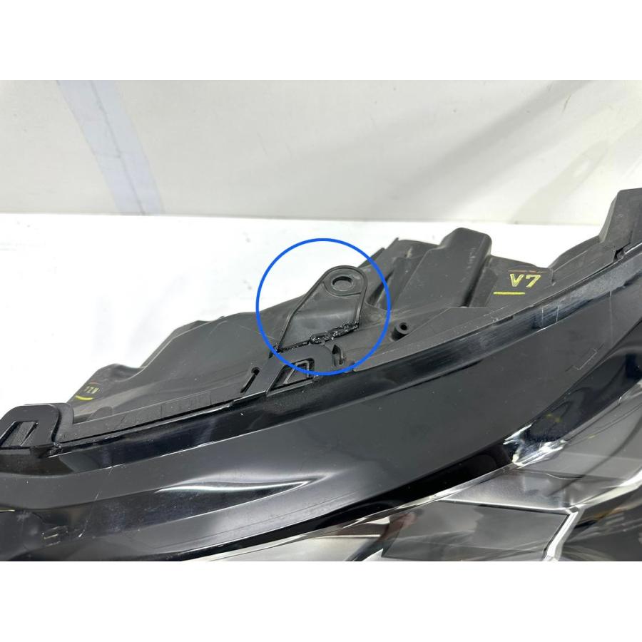 と*し様 LEXUS ヘッドライト KOITO 78-32 レクサス（LEXUS） 13-1800☆前期 LED AGZ10 レクサスNX HV☆左ヘッド