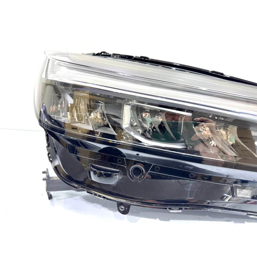 自動車用 ヘッドライト 本体 ヴェゼル ホンダ ヴェゼル RV5/6 純正 右 LED ヘッドライト STANLEY W5884 刻印
