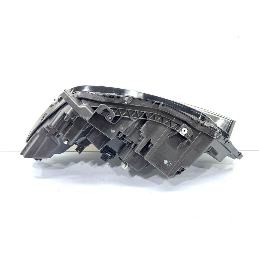 ホンダ ヴェゼル RV5/6 純正 右 LED ヘッドライト STANLEY W5884 刻印