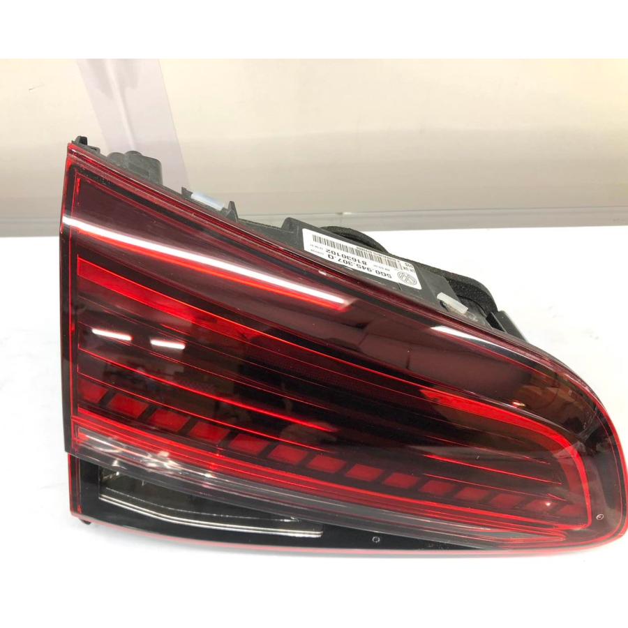 ［美品］ゴルフ7 テールランプ Golf7 純正LEDテールライトセット（GolfRダークレッド）【お取り寄せ