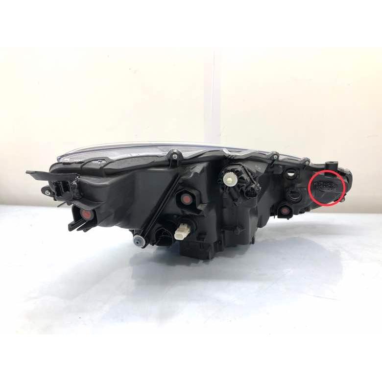 ♪レンズ綺麗♪アクア MXPK10 純正 ヘッドランプ 左 LED KOITO52-335