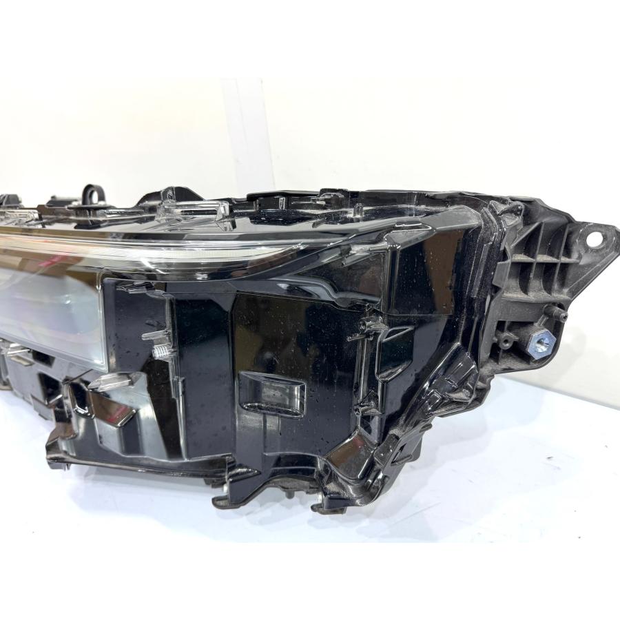 良品】クラウンクロスオーバー AZSH35 純正LEDヘッドライト 左 KOITO