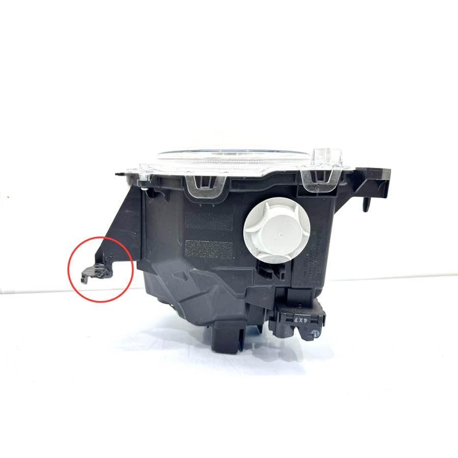 スズキ ジムニー JB64W 純正 右 LED ヘッドライト KOITO 100-593DW