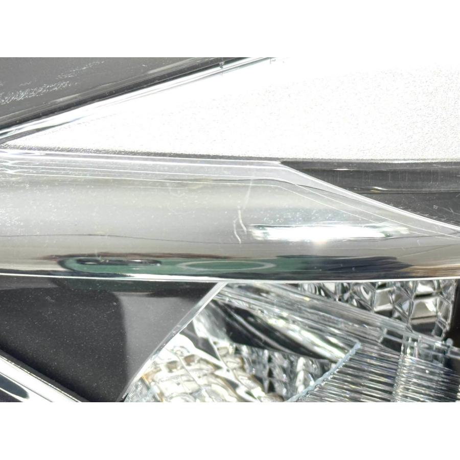 BMW 3シリーズ F30/31 前期 社外品 右 HID ヘッドライト 721.02.107.12