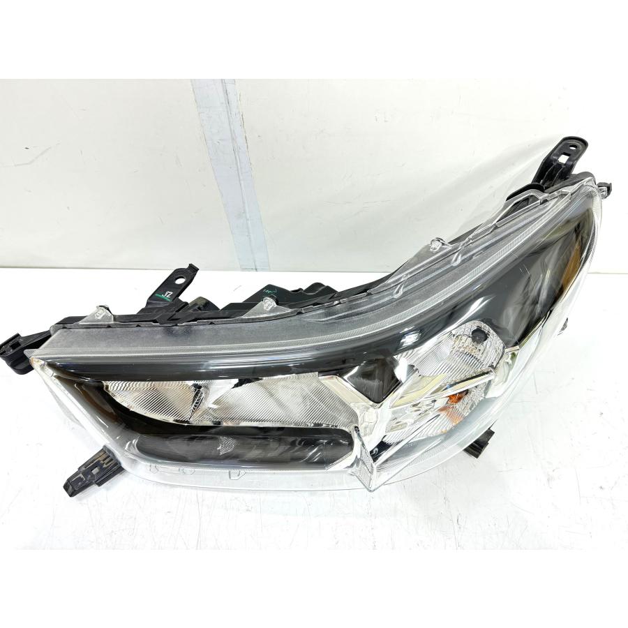 良品】ハイラックス GUN125 後期 純正ハロゲンヘッドライト 左 KOITO