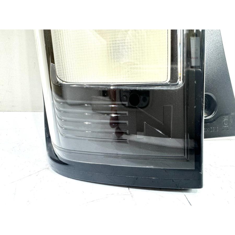 良品】N-BOXカスタム JF5 純正テールライト 左 ICHIKOH D318/刻印B