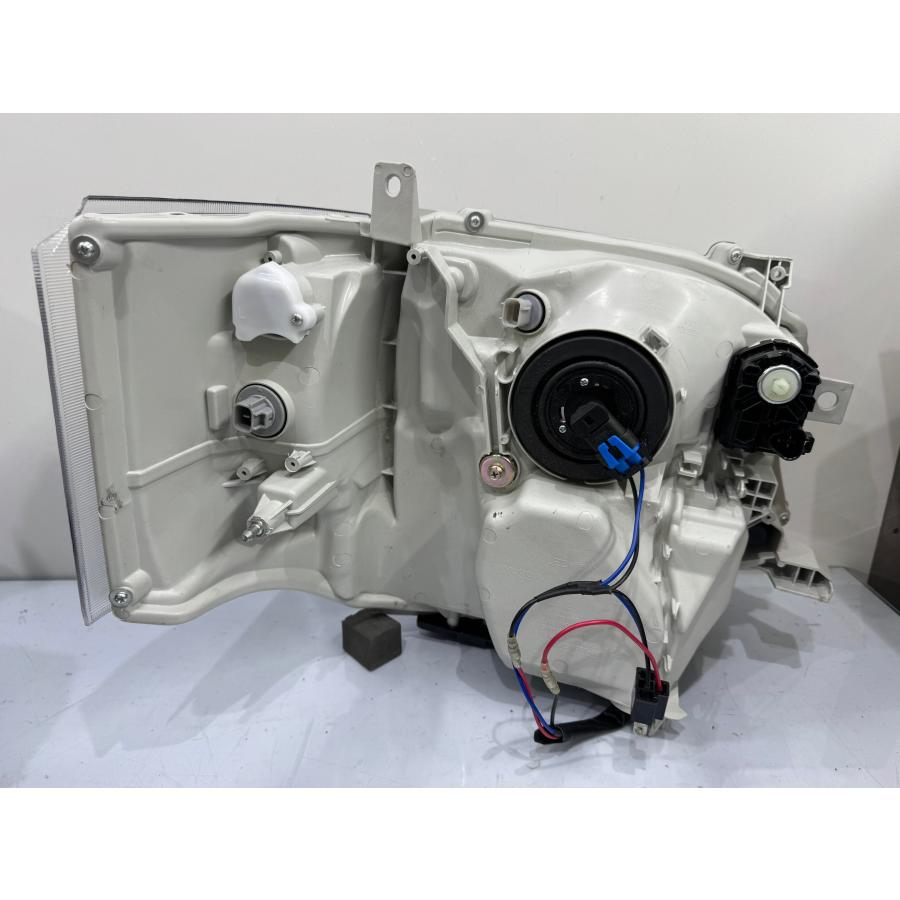 社外】200系 ハイエース 4型/5型/6型 LEDヘッドライト 左 インナー