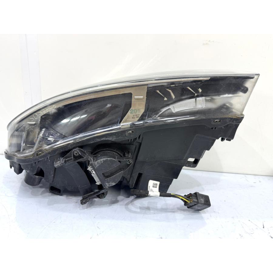 良品】ボルボ V60/S60 FB/FD 純正HIDヘッドライト 右 31420111 （Z21