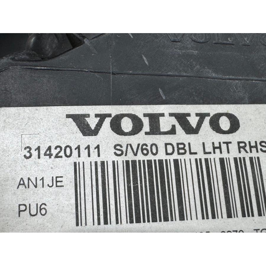 良品】ボルボ V60/S60 FB/FD 純正HIDヘッドライト 右 31420111 （Z21