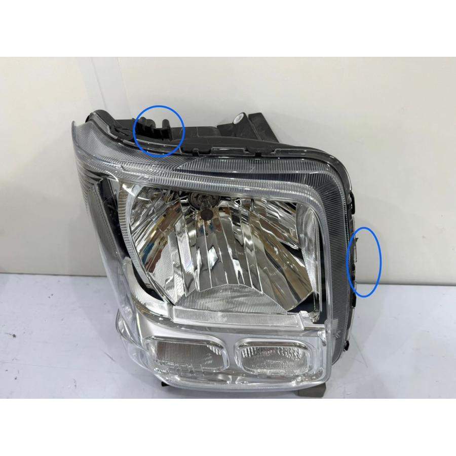 ほぼ無傷　エブリィ バン DA17V 純正 右 ヘッドライト ハロゲン エブリイ エブリイ DA17V 純正ハロゲンヘッドライト 右 LE14C6327 （Z21-82