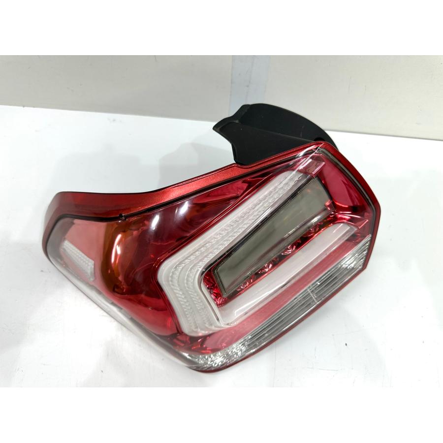 COLIN】インプレッサ/XV GP7 テールライト 左 60-1433 （Z23-10） : Re