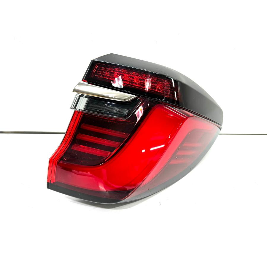 ホンダ オデッセイ RC1/2/4 後期 純正 右 テールライト AL19C138 （Z23