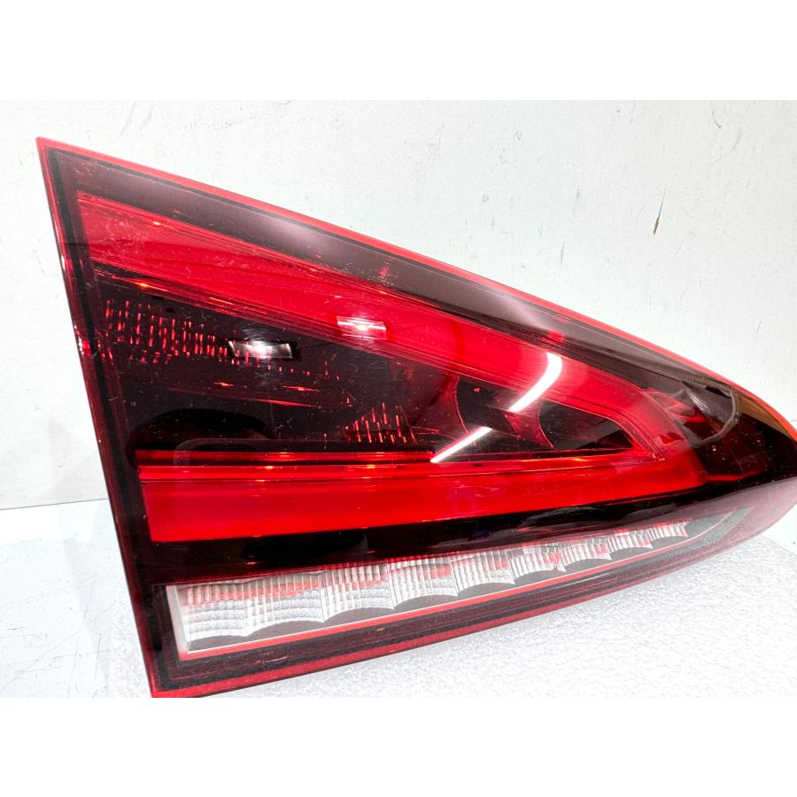 良品】ベンツ W177 Aクラス 純正テールライト 左 A1779061900