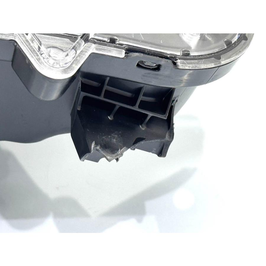 【美品】NBOX JF5/JF6 左ヘッドライト STANLEY W6705 ホンダ N BOX JF5/6 純正 右 LED ヘッドライト STANLEY W6705 刻印N