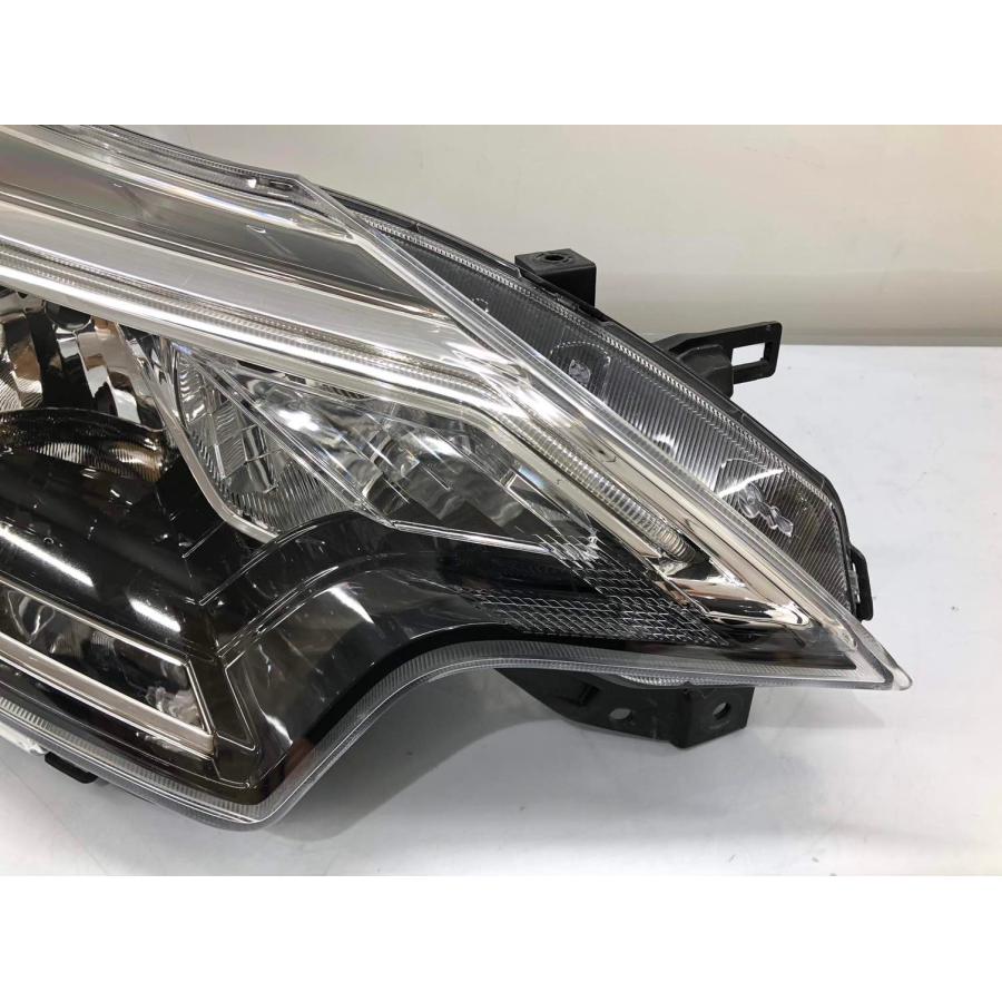 値下げ！　日産　ノート　E12 LEDヘッドライト左右 送料無料】日産 ノート E12 前期 LEDヘッドライト H4 Hi/Lo ホワイト