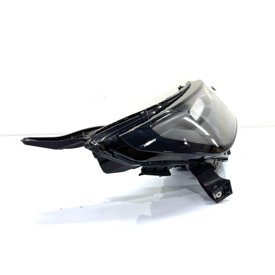 ホンダ フリード エアー GT1/3 e:HEV GT5/7 純正 右 LED ヘッドライト