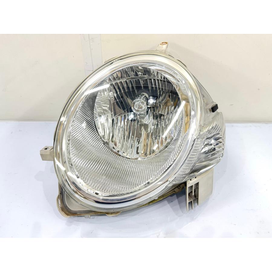 トヨタNCP81 NCP85 シエンタ　ヘッドライト左右セット　ハロゲン シエンタ NCP81G/NCP85G 後期 純正HIDヘッドライト 左 KOITO 52-172