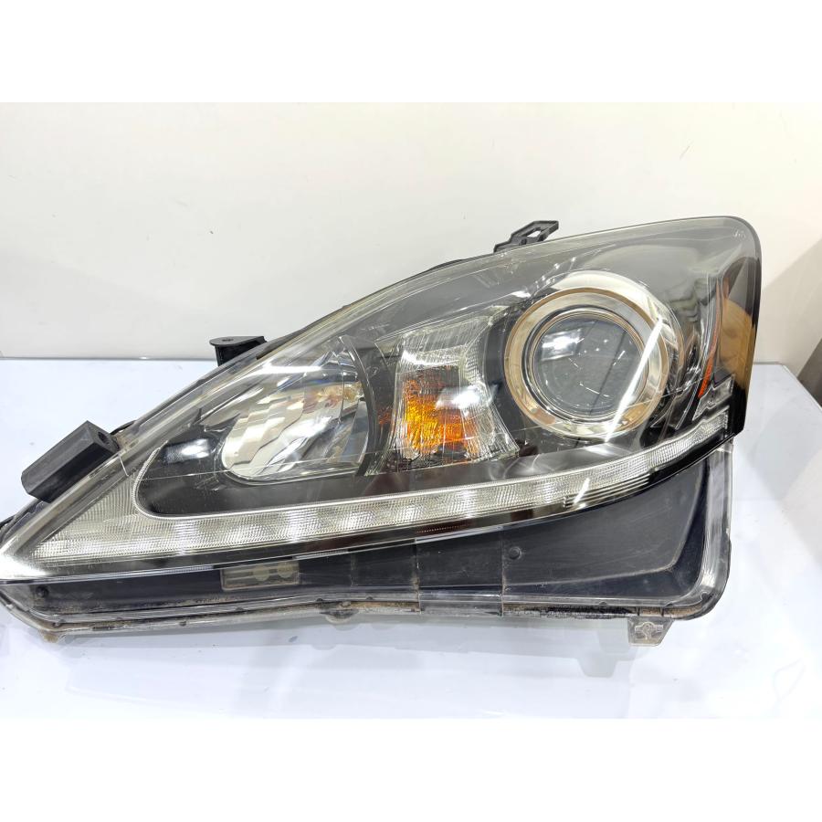 LEXUS IS250 後期純正ヘッドライト⭐中古⭐左右セット⭐クリア塗装済み❗ 良品・バラスト付】レクサスIS GSE20 後期 純正HIDヘッドライト左右