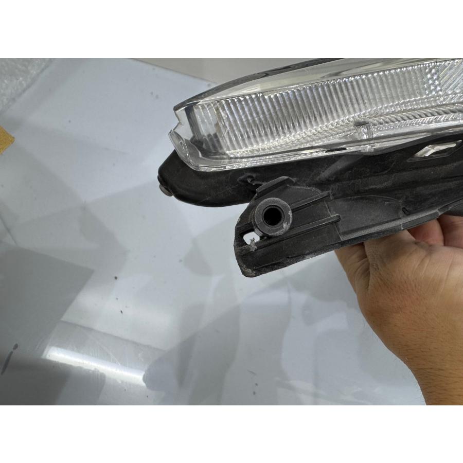 ノア ZRR80W 後期 純正LEDヘッドライト 左 ICHIKOH 28-239/刻印A （Z25