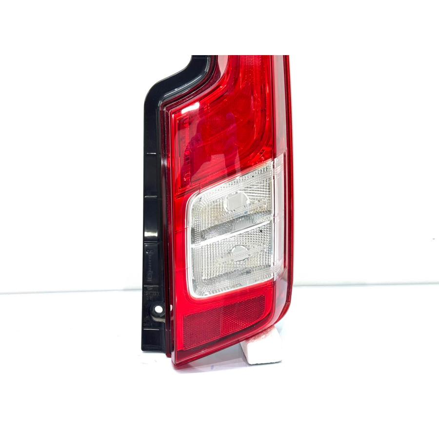 ☆美品☆ ダイハツ ムーヴ LA150S LA160S 純正 右 テールライト