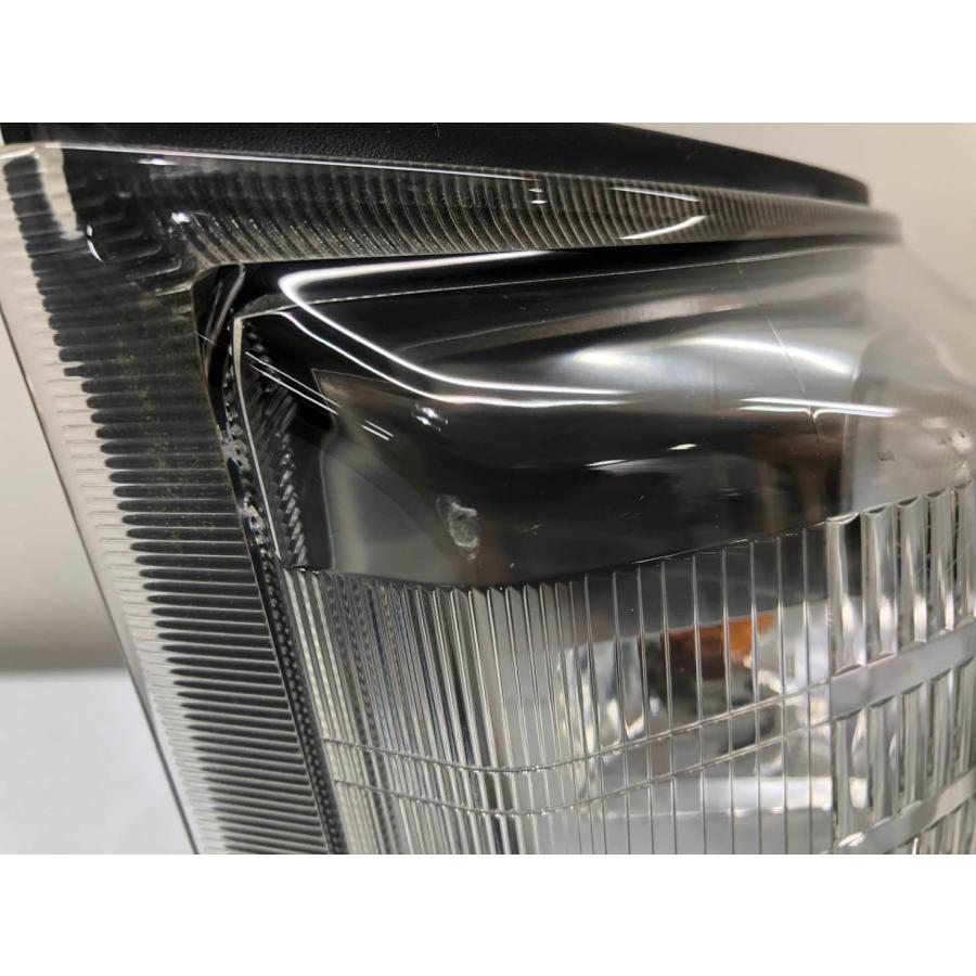 ♪小傷♪ダイナ XZU700 純正 ヘッドランプ 右 LED 24V 81110-37780