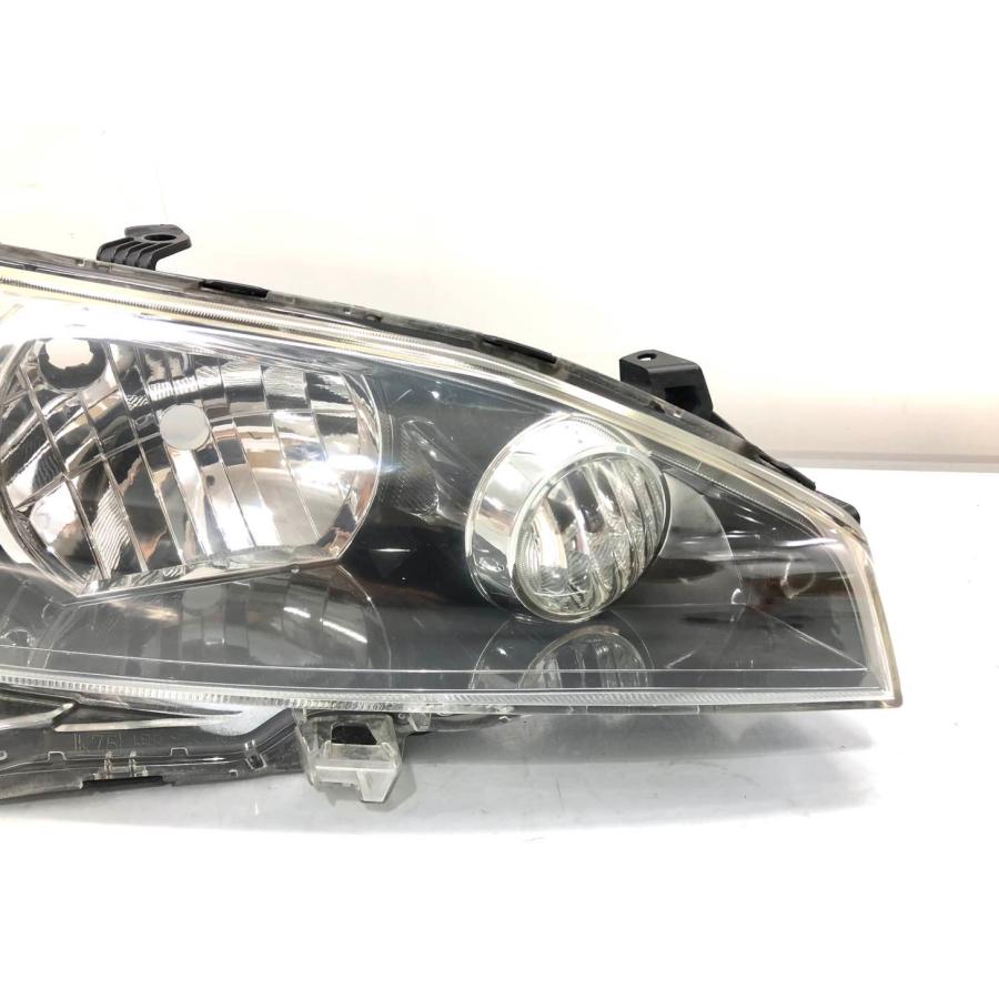トヨタ ウィッシュ ZGE20W 後期 純正 ヘッドランプ 右 HID ICHIKOH68