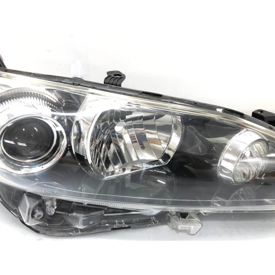 トヨタ ウィッシュ ZGE20W 後期 純正 ヘッドランプ 右 HID ICHIKOH68