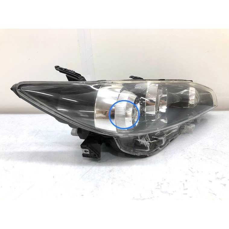 トヨタ ウィッシュ ZGE20W 後期 純正 ヘッドランプ 右 HID ICHIKOH68
