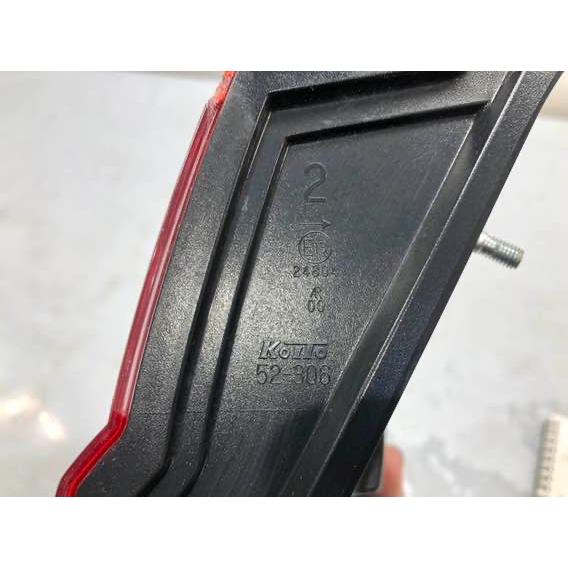 トヨタ ヴィッツ NSP130 後期 純正 テールフィニッシャー ランプ 右