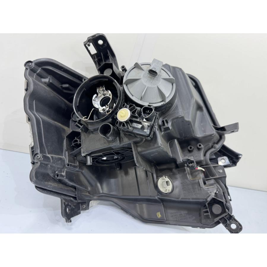 N-BOXカスタム JF1/JF2 後期 純正HIDヘッドライト 左 KOITO 100-62221