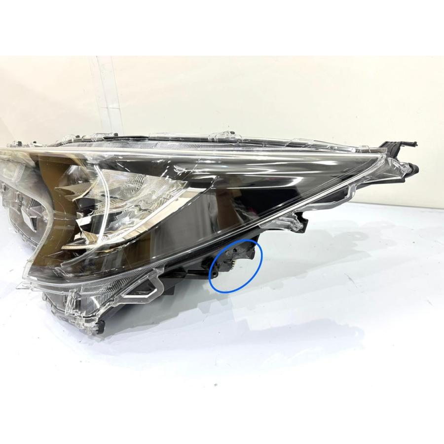 カローラ/カローラツーリング NRE210/ZWE212 純正LEDヘッドライト 左