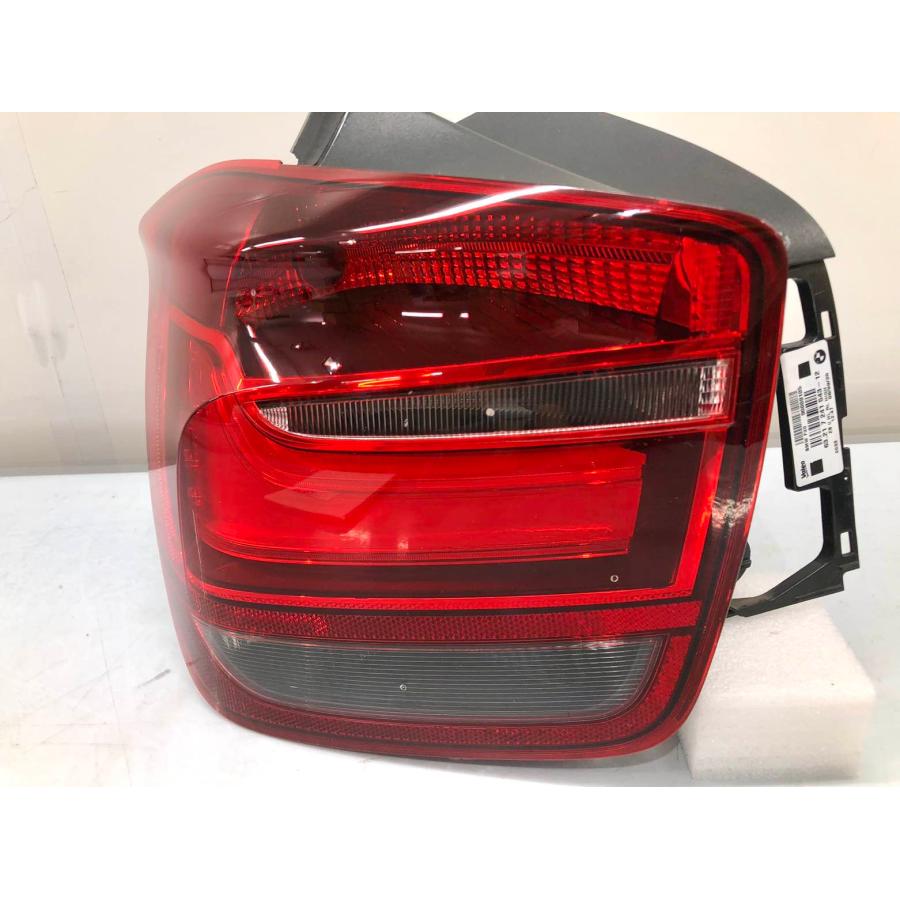 BMW 1シリーズ F20 前期 純正 テールランプ 左 63217241543（Z32-12MM