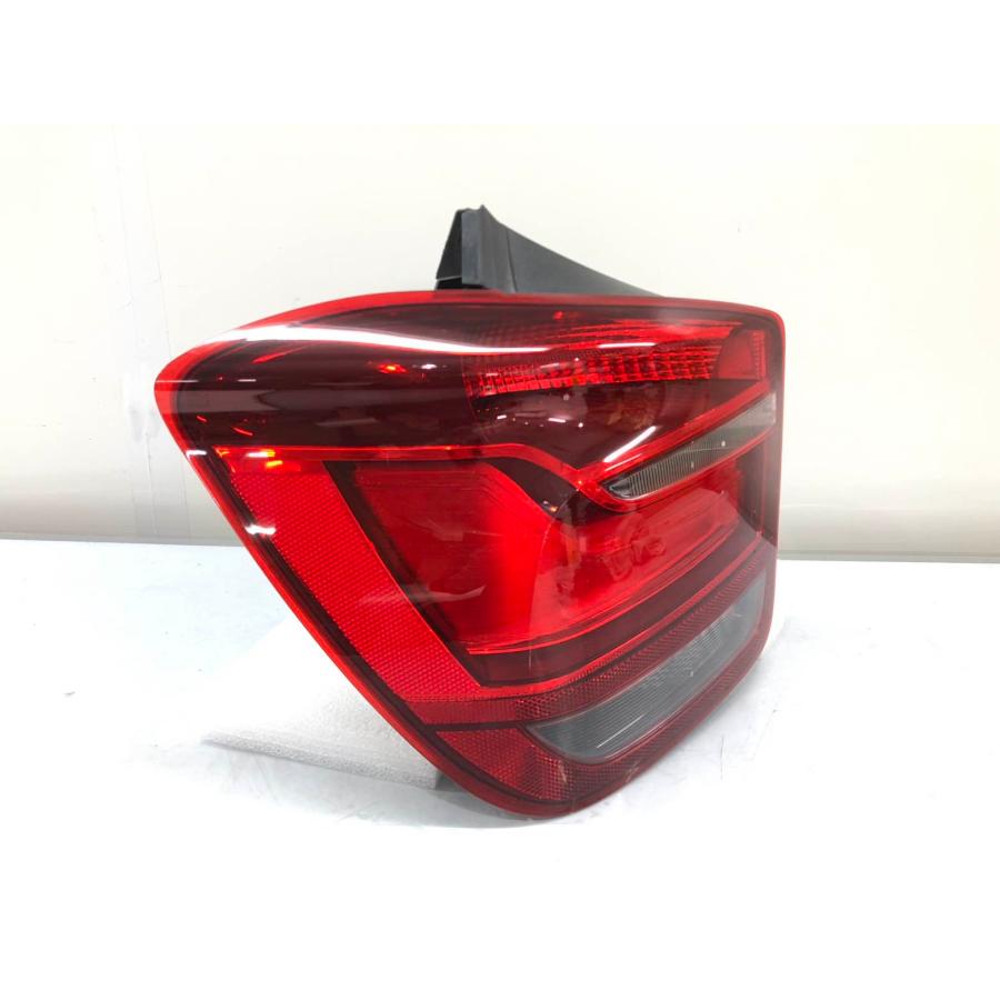 BMW 1シリーズ F20 前期 純正 テールランプ 左 63217241543（Z32-12MM