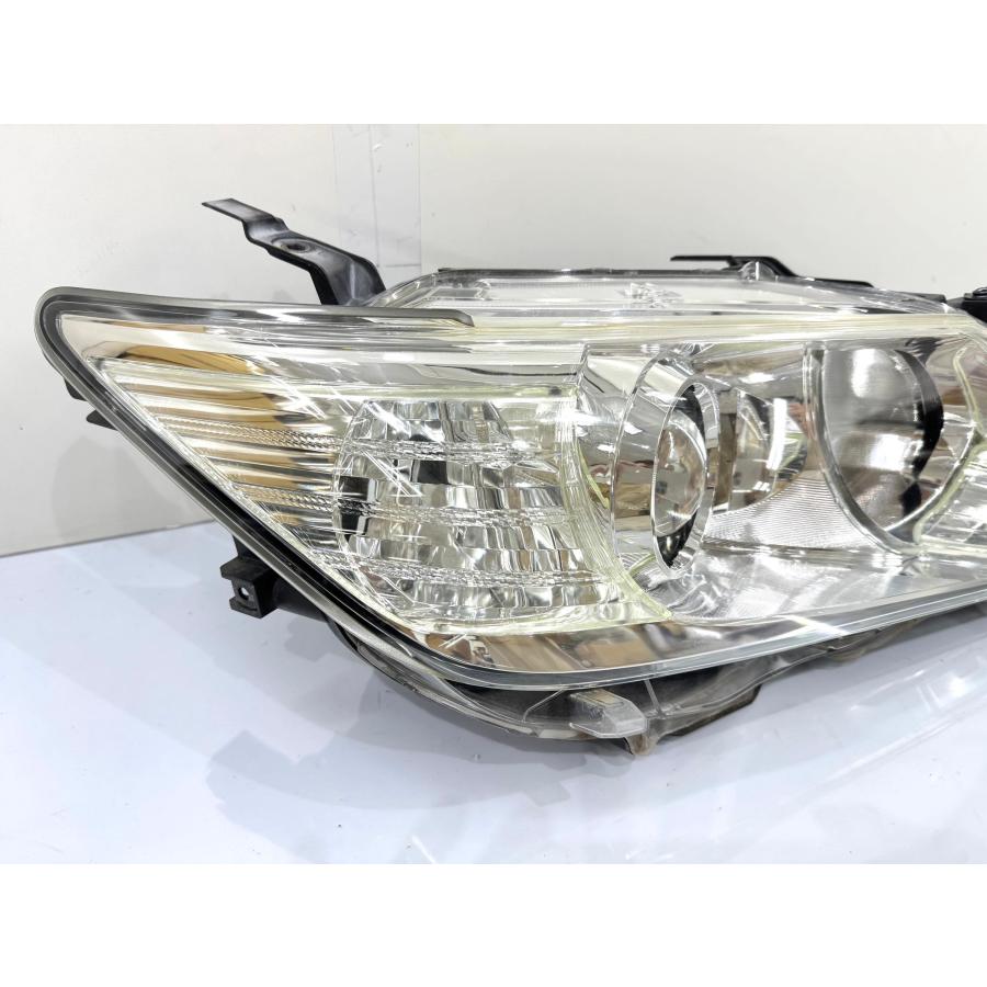 良品】カムリ AVV50 前期 純正HIDヘッドライト 右 KOITO 33-150/刻印4