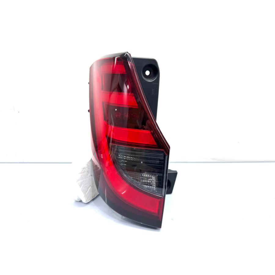 車 トヨタノア90系ZWR90W 純正 右側テールライトランプ KOITO V1-5