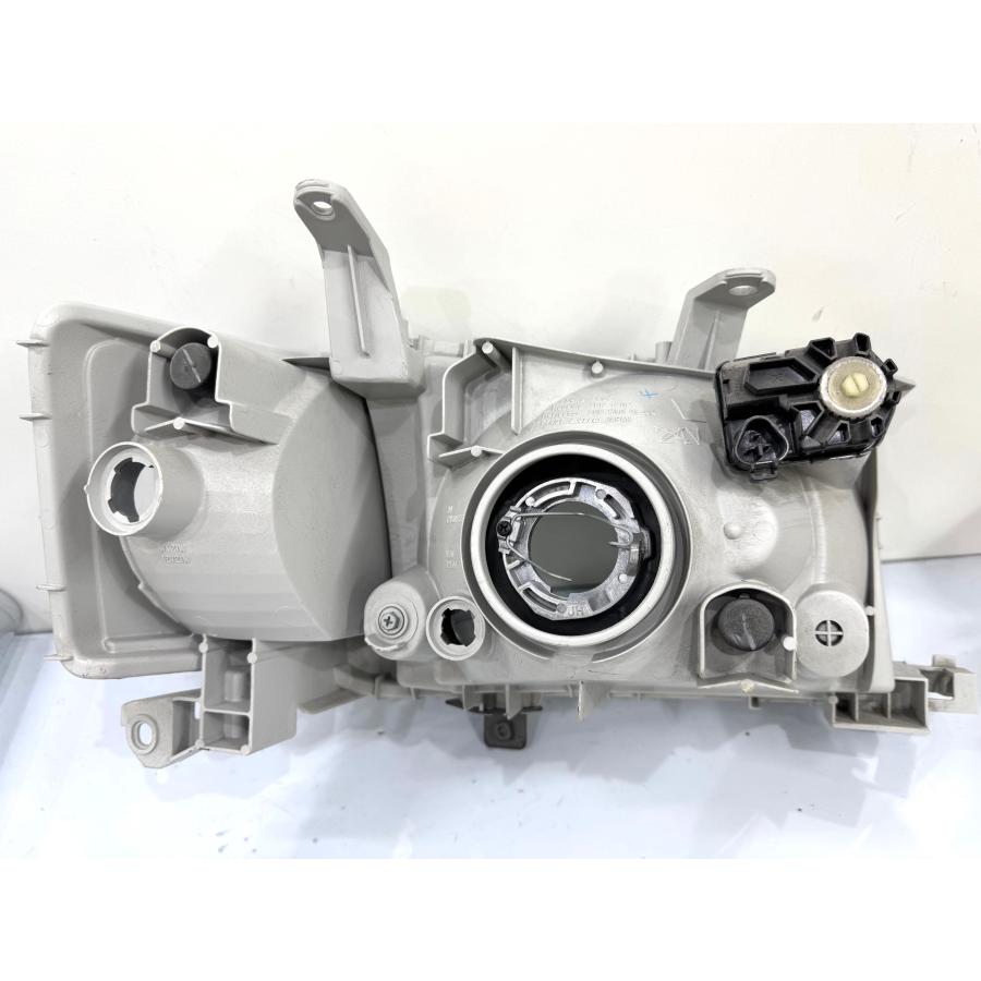 良品】プロボックス NCP50/NCP55 純正ハロゲンヘッドライト 左 KOITO